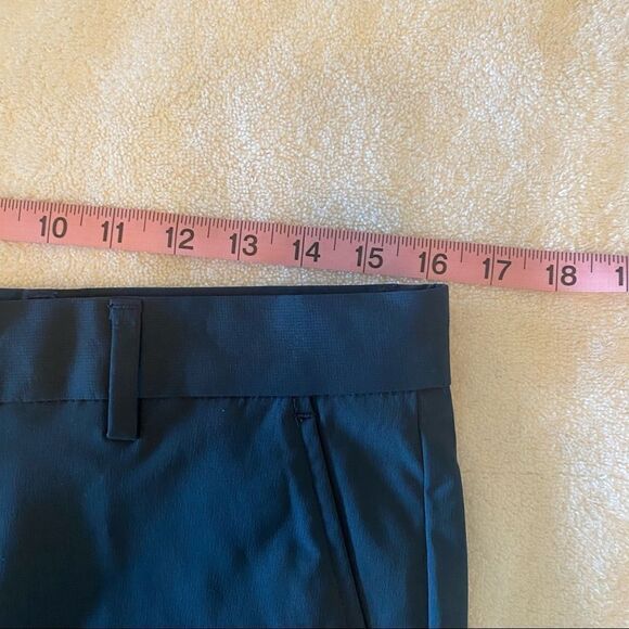 Greg Norman Flat Front Golf Shorts - Picture 11 of 11